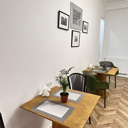 Opera Boutique Hotel Tbilisi Buitenkant foto